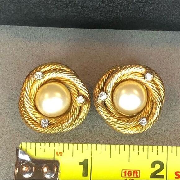 CHANEL Gold Pearl Crystal Accent Statement Earrings w/ Orig Box - Picture 12 of 17